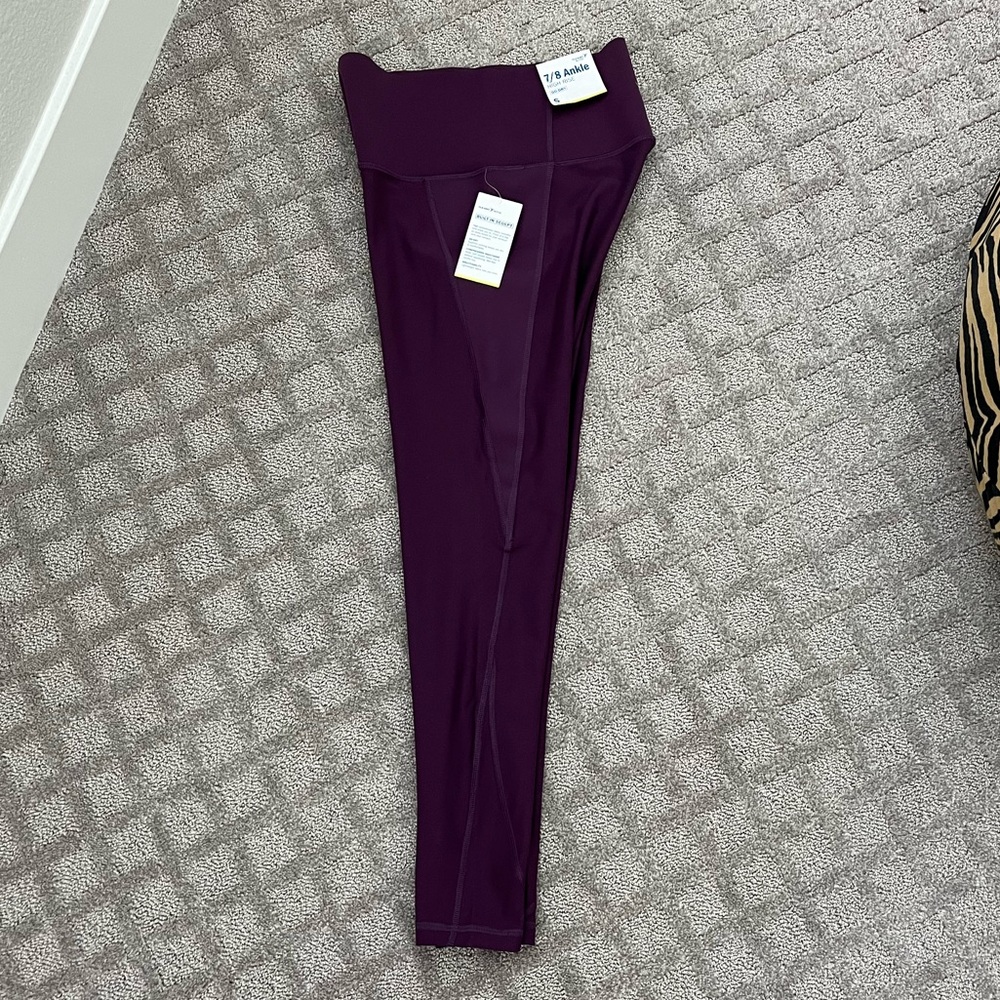 Old Navy Deep Purple active leggings